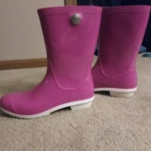 Ugg rainboots